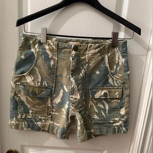 MOTHER - Rambler Shorts - Size 29 - Tropical Camo